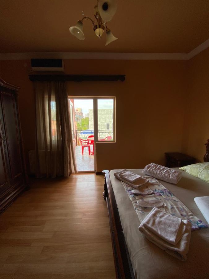 Jako Batumi Exteriér fotografie